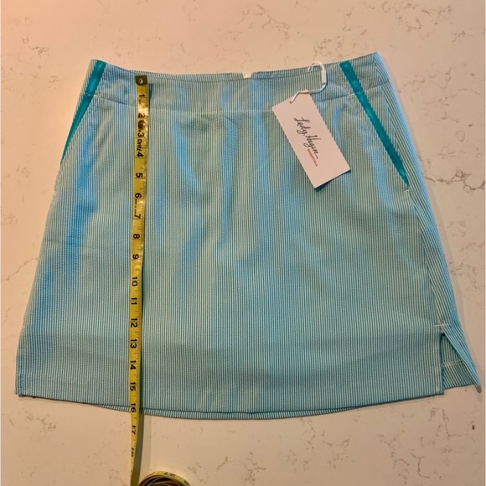 Lady Hagen Seersucker Golf Skort NWT, size 2